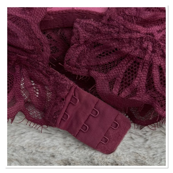 VICTORIA'S SECRET Burgundy Padded Lace Bralette - Picture 5 of 9